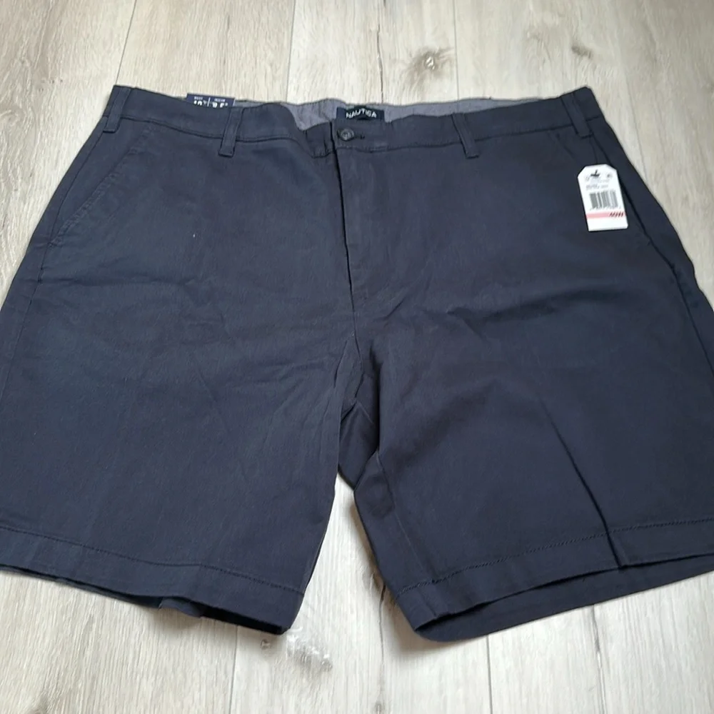 Nautica Classic-Fit 8.5